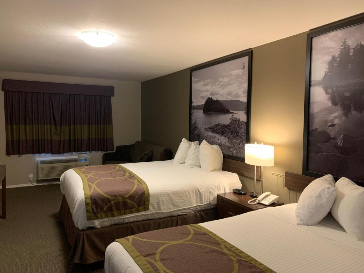 Super 8 By Wyndham Courtenay Ngoại thất bức ảnh